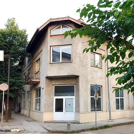 Apartment Corner House Montana