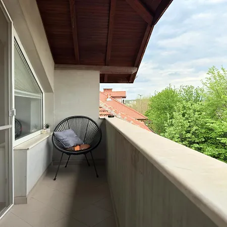 Corner House *