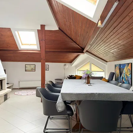 Corner House *