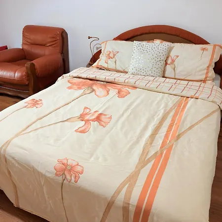 Apartament Corner House *