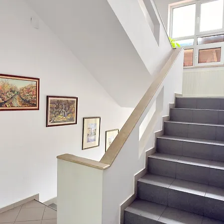 Corner House * 몬타나