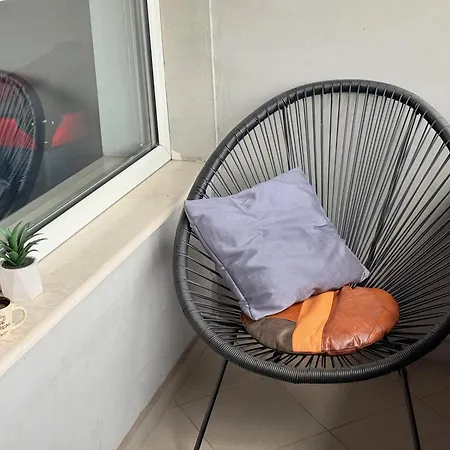 Apartament Corner House