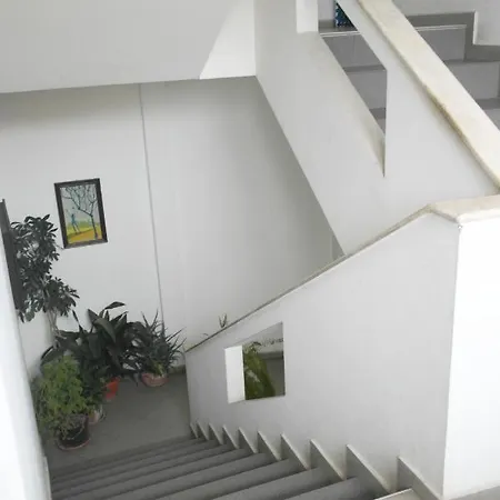 Corner House 아파트 몬타나