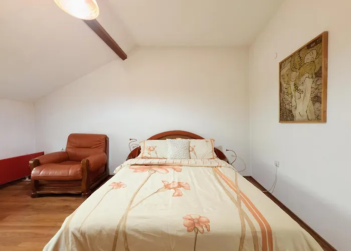 Corner House Апартаменты