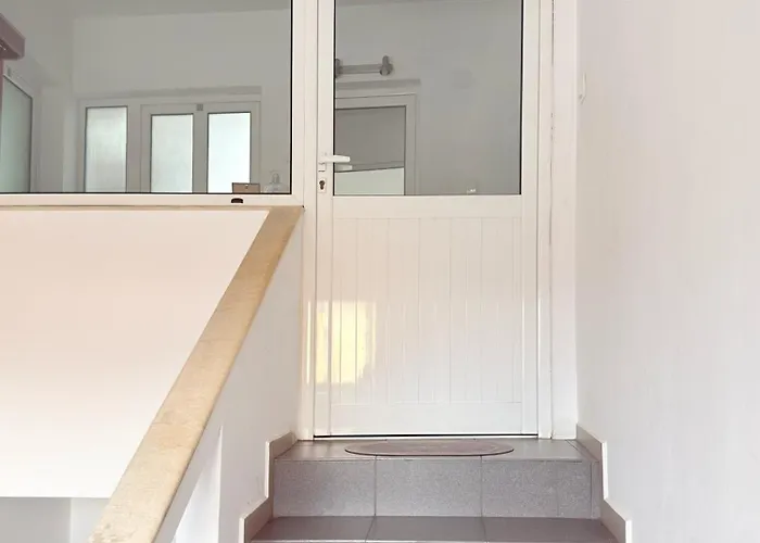 Апартаменты Corner House