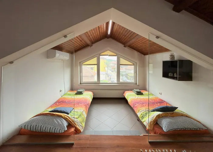 Corner House Апартаменты